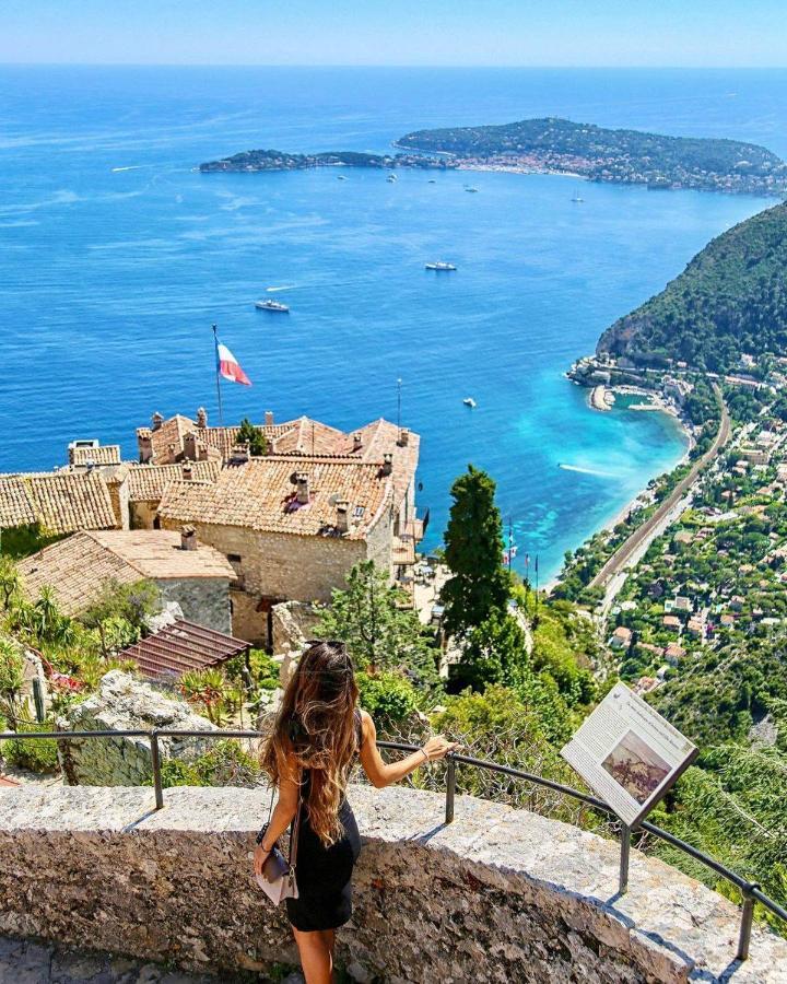 Studio rénové avec parking et terrasse à Eze village Exterior foto
